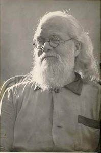 Священник Николай Мельников